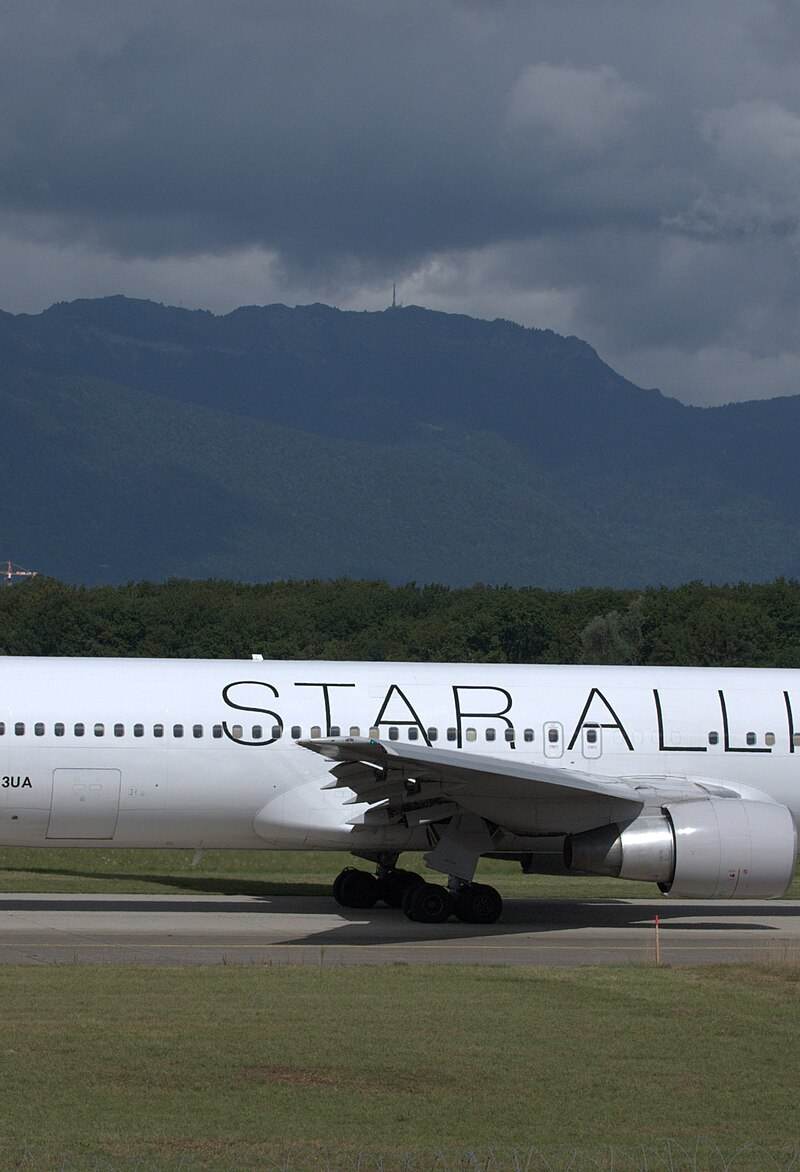 N653UA - Boeing