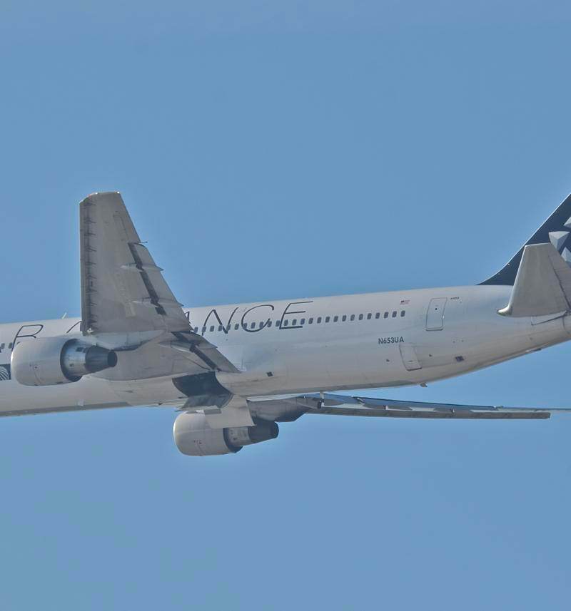 N653UA - Boeing