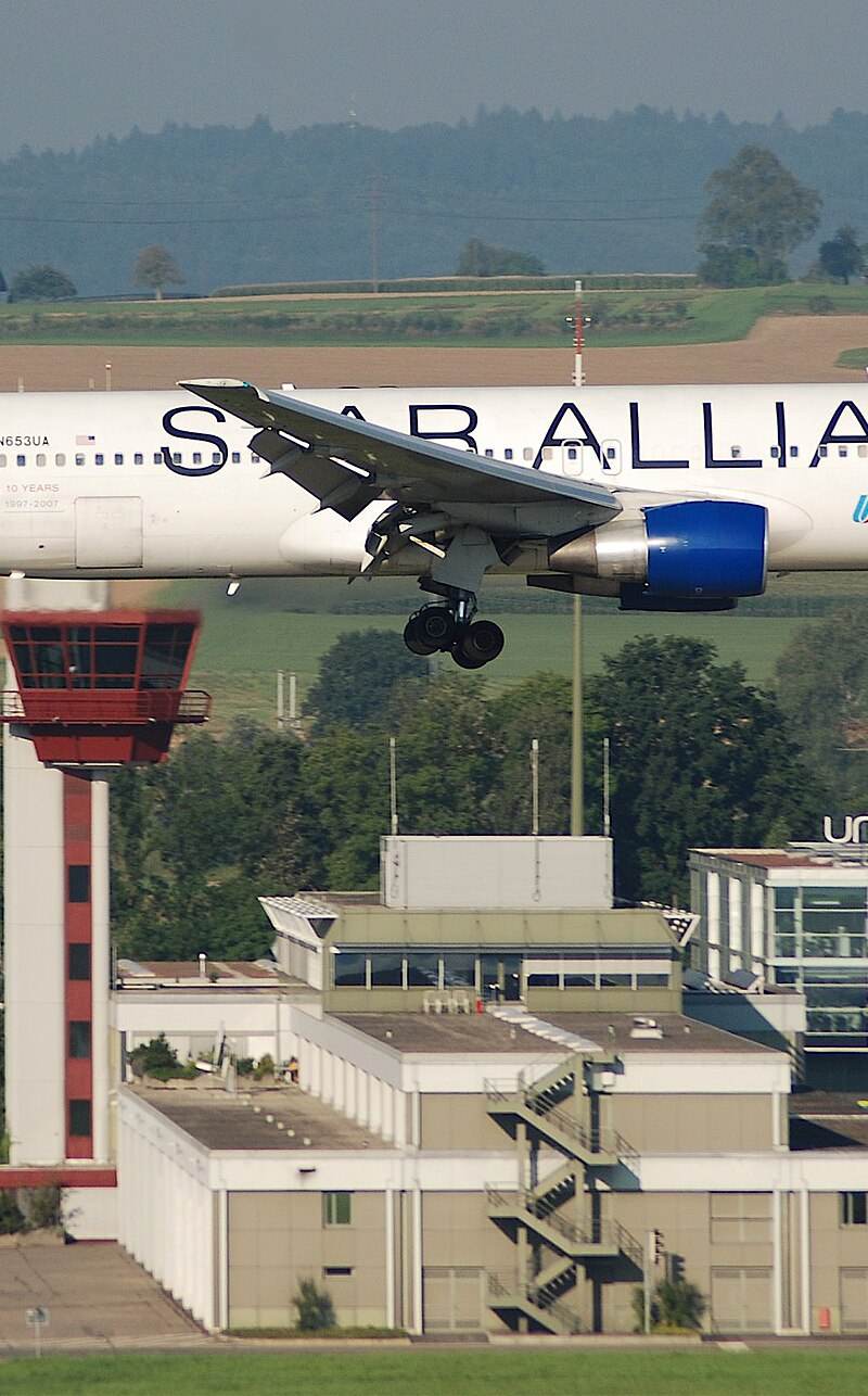 N653UA - Boeing
