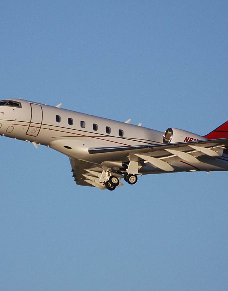 N61TF - Business jet