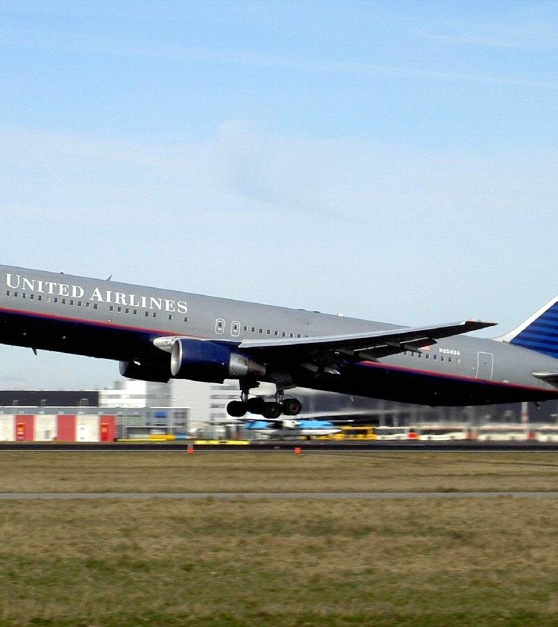 N654UA - Boeing