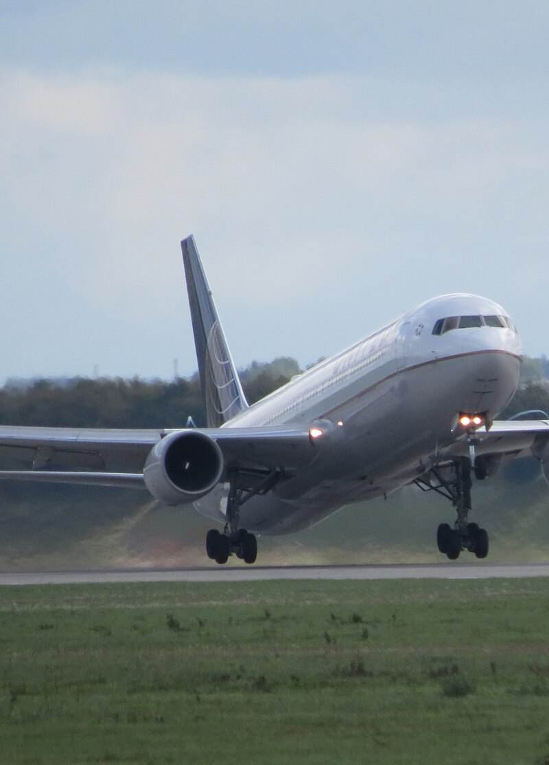 N654UA - Boeing