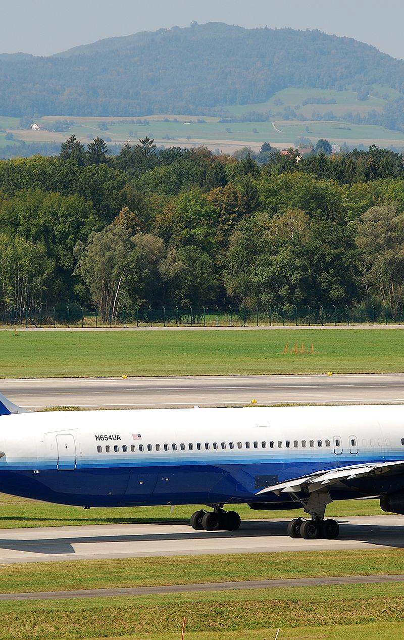 N654UA - Boeing