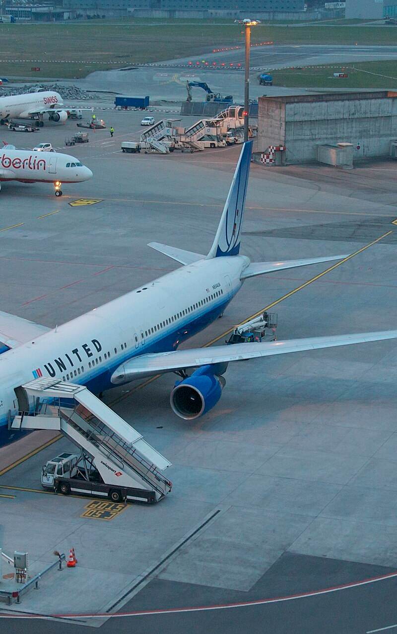 N654UA - Boeing
