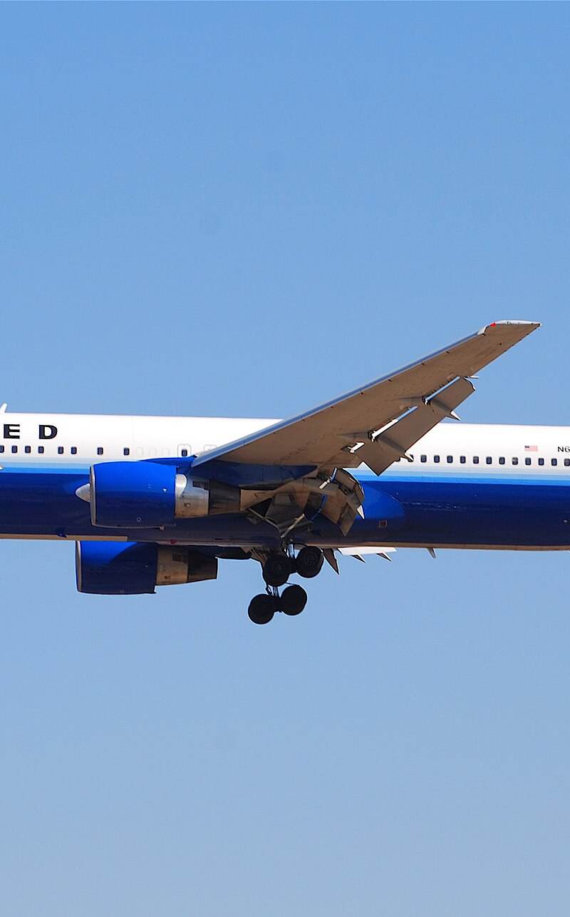 N655UA - Boeing