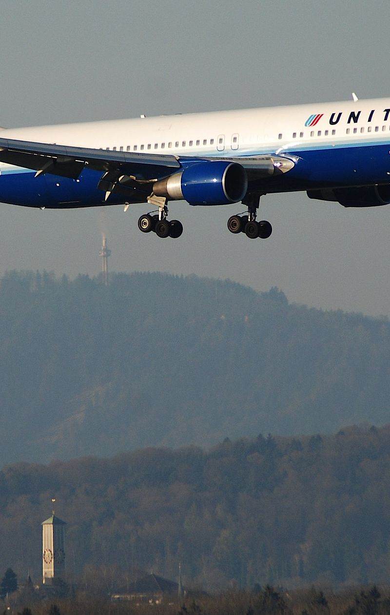 N655UA - Boeing