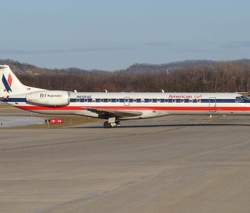 N656AE - Embraer