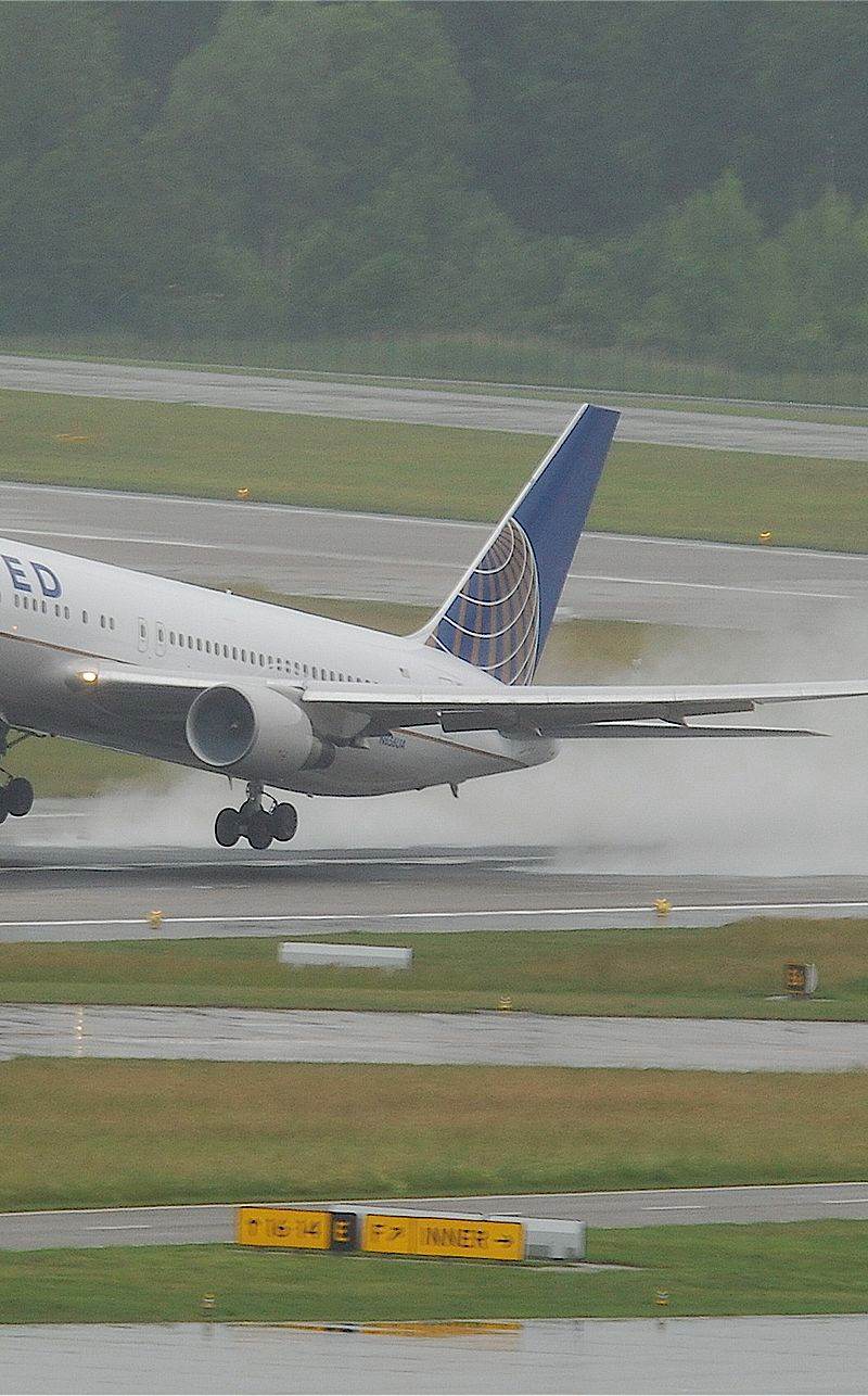 N656UA - Boeing