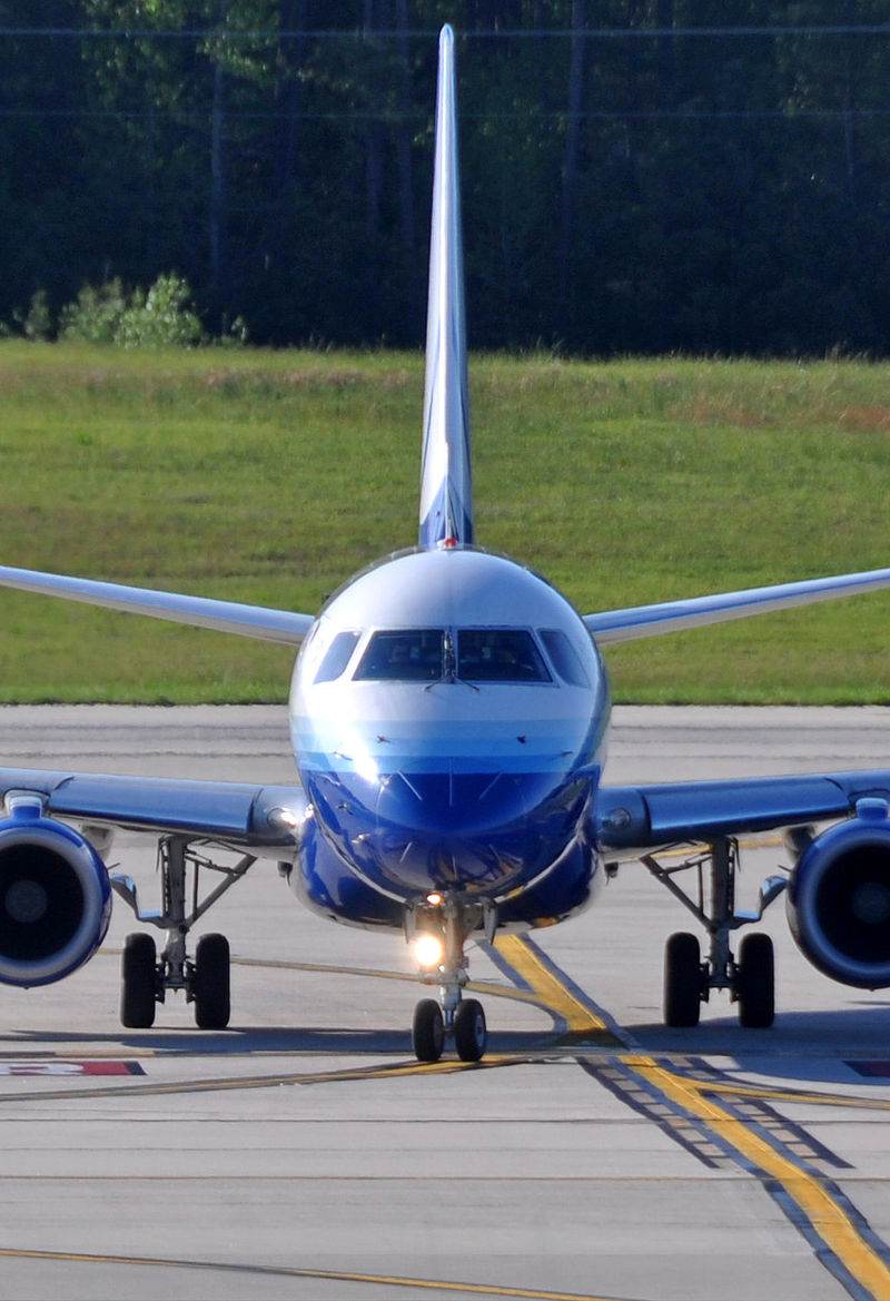 N657RW - Embraer