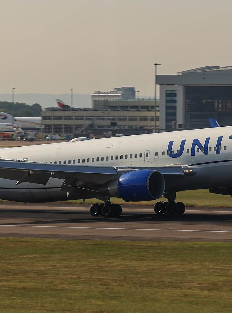 N657UA - Boeing