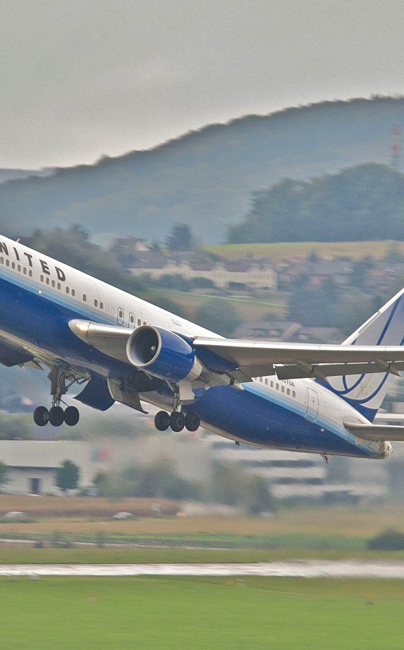 N657UA - Boeing