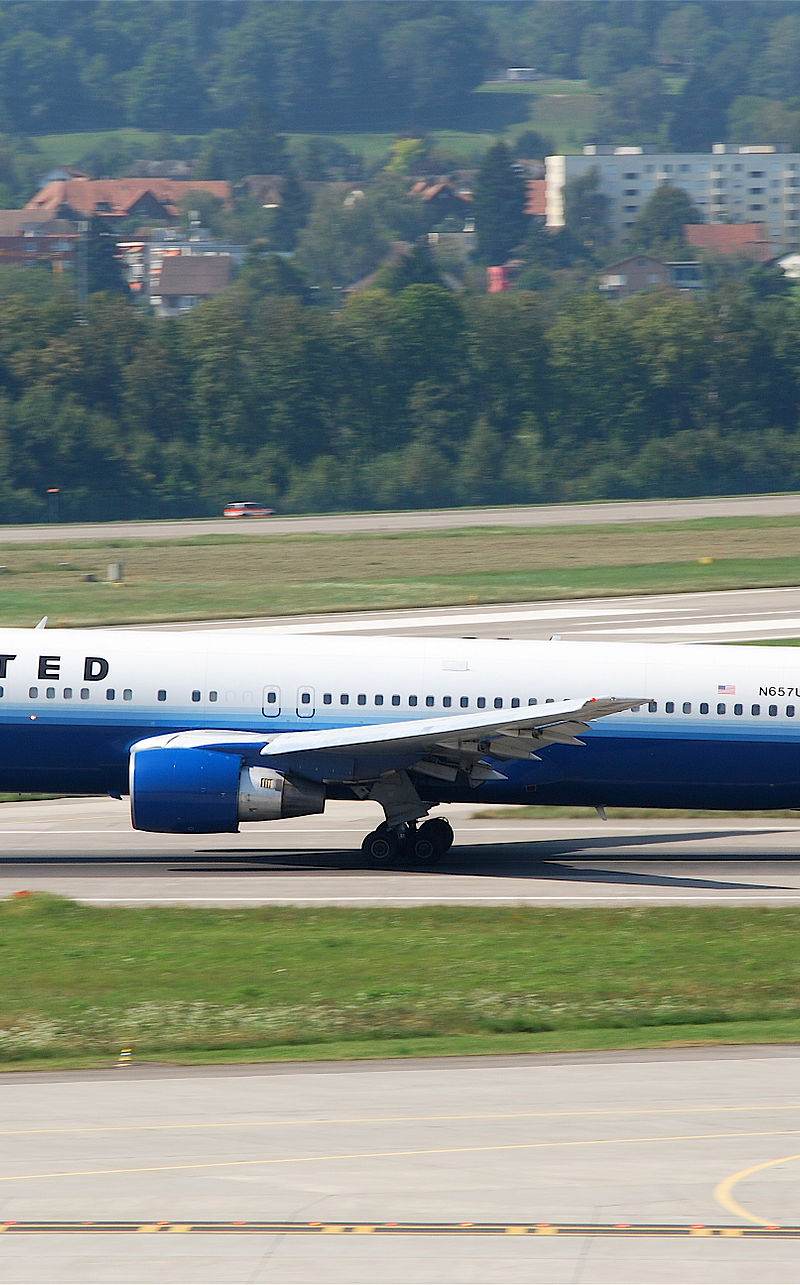 N657UA - Boeing