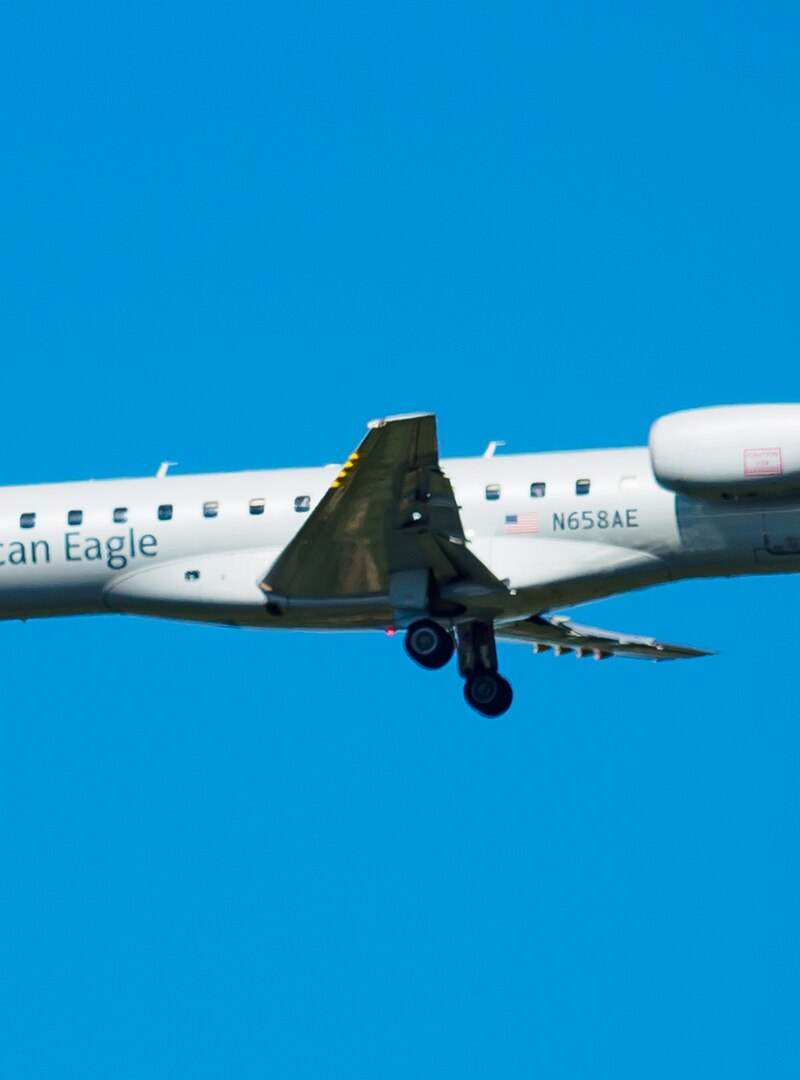 N658AE - Embraer