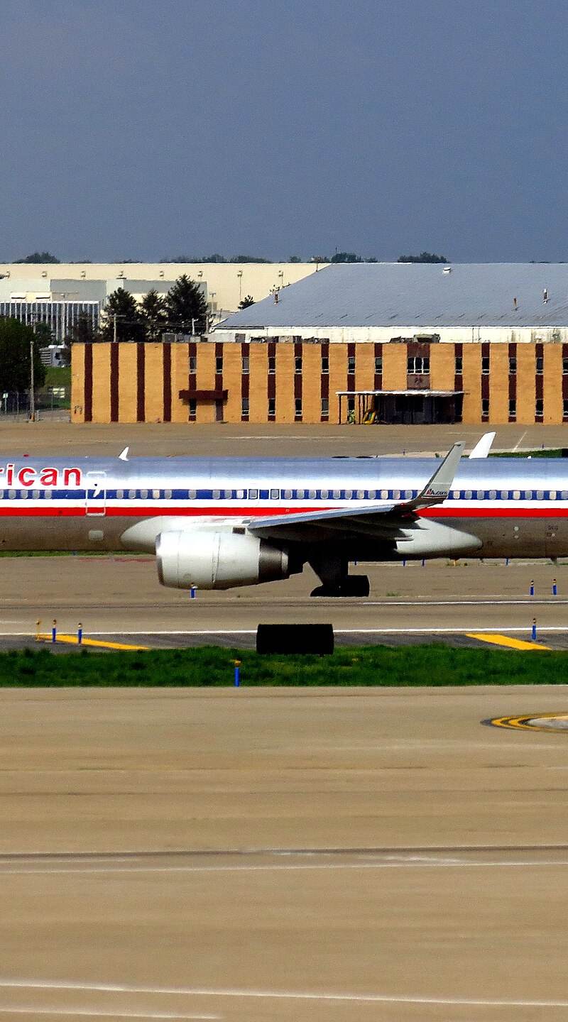 N659AA - Boeing