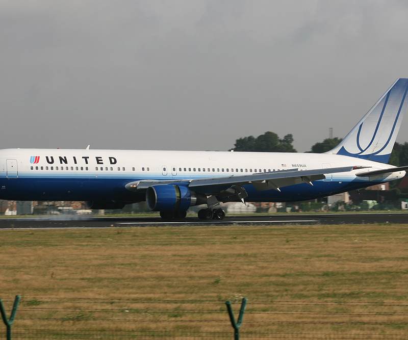 N659UA - Boeing