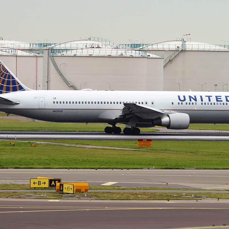 N659UA - Boeing