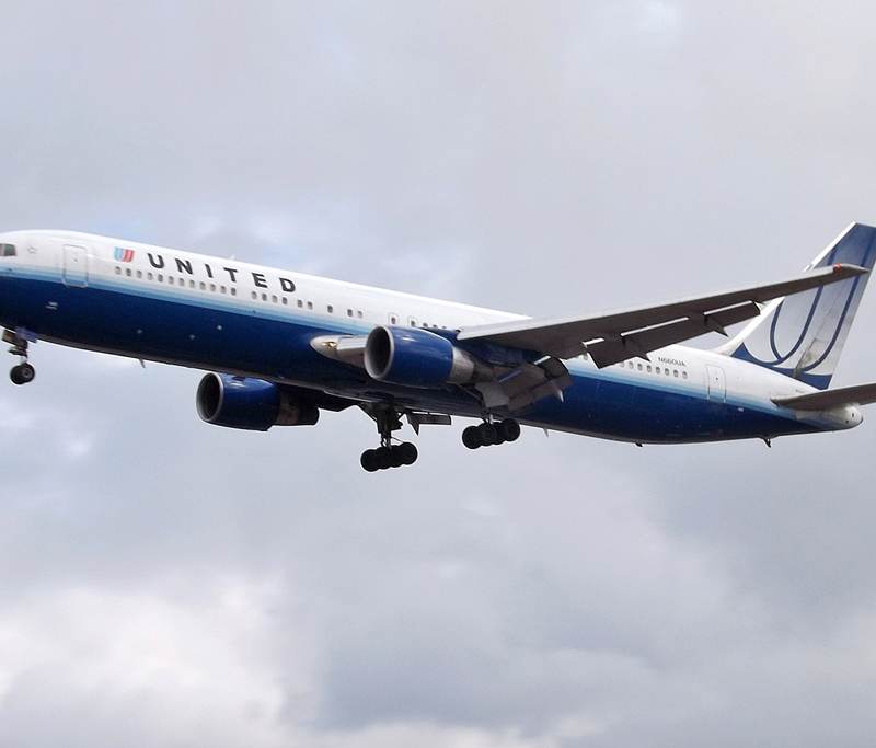 N660UA - Boeing