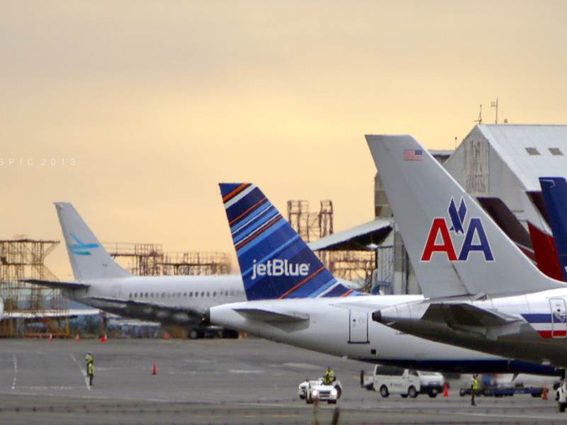 N662AA - Aircraft