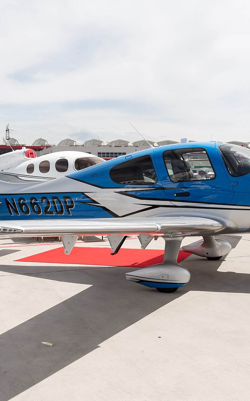 N662DP - Cirrus