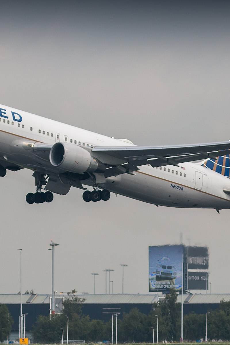 N662UA - Boeing