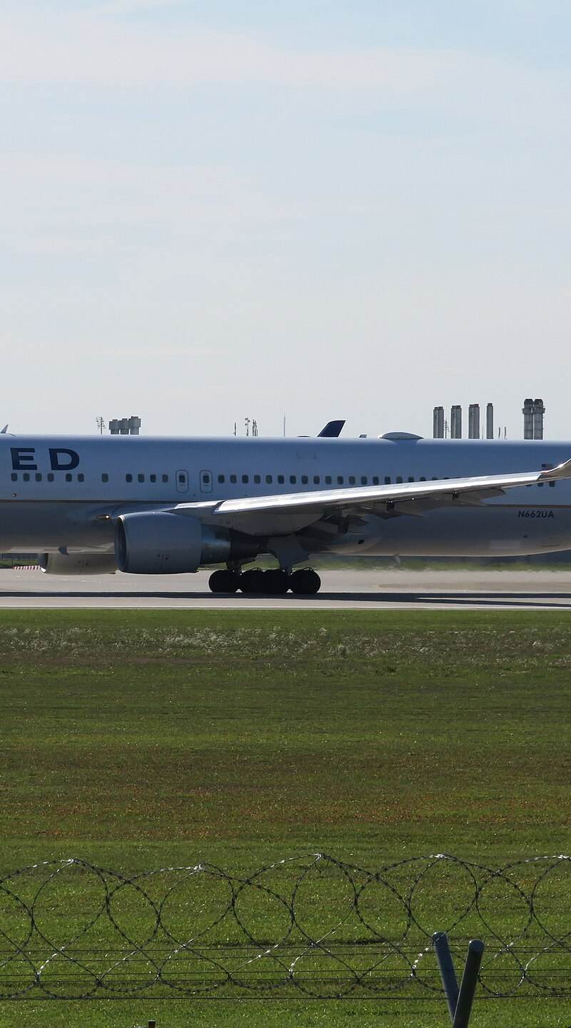 N662UA - Boeing