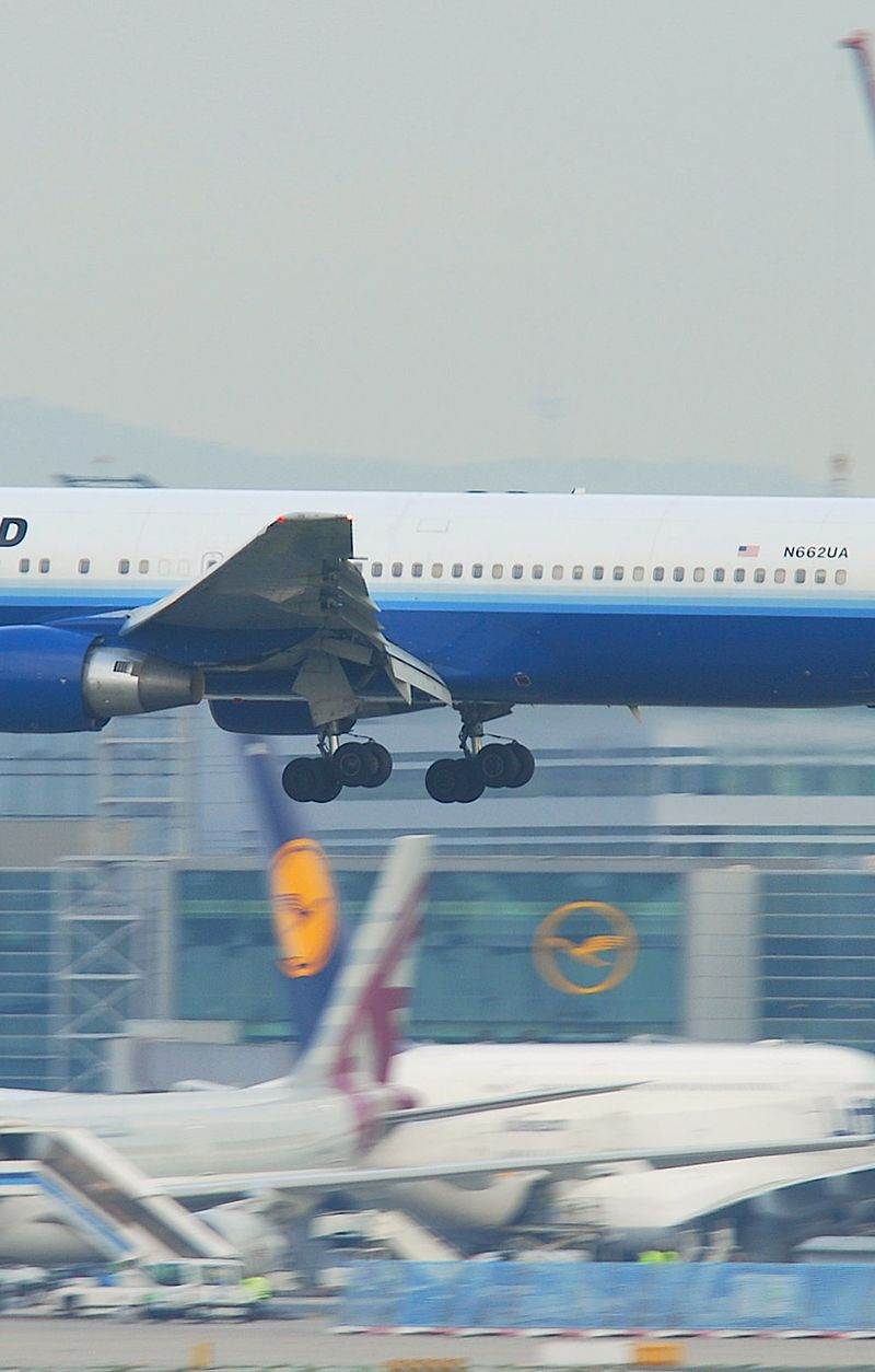 N662UA - Boeing