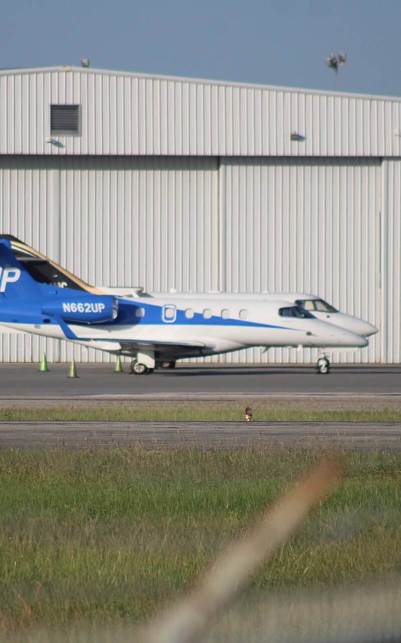N662UP - Embraer