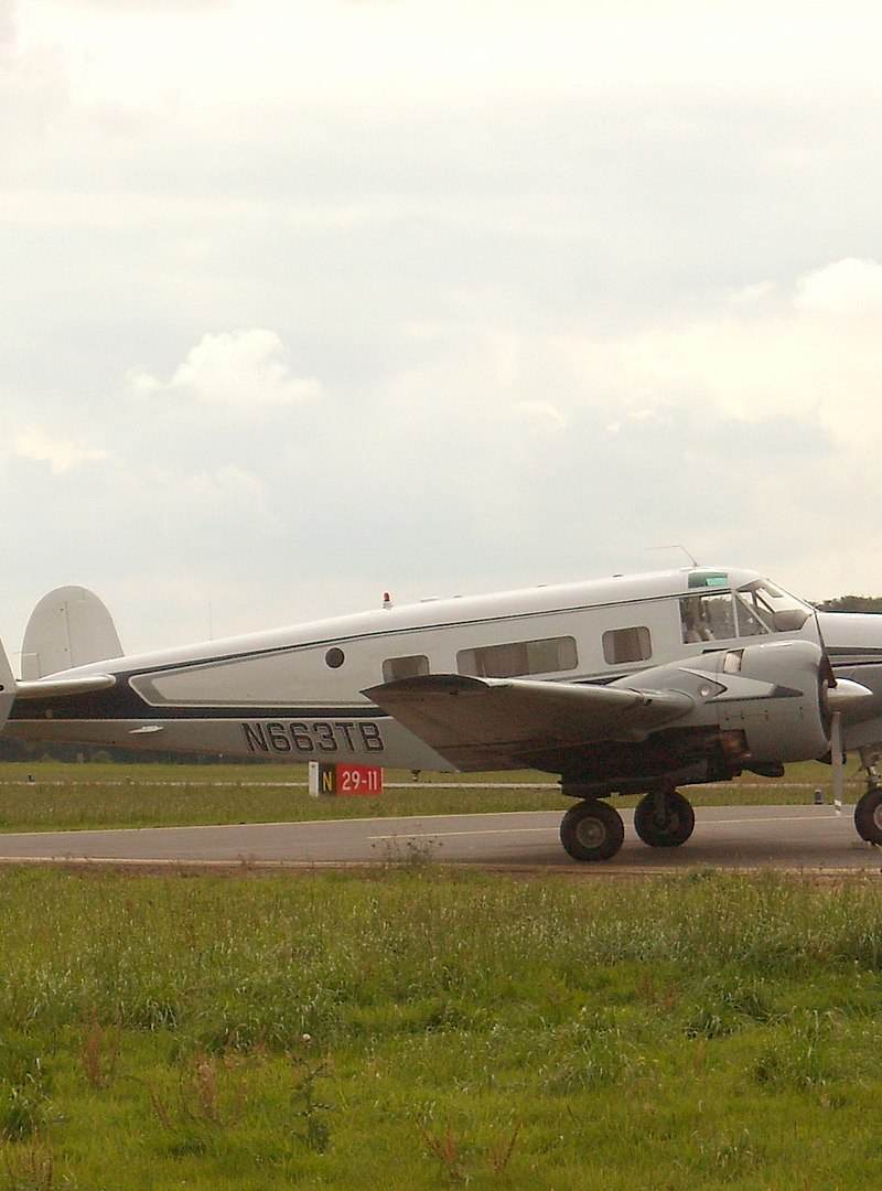 N663TB - Beech