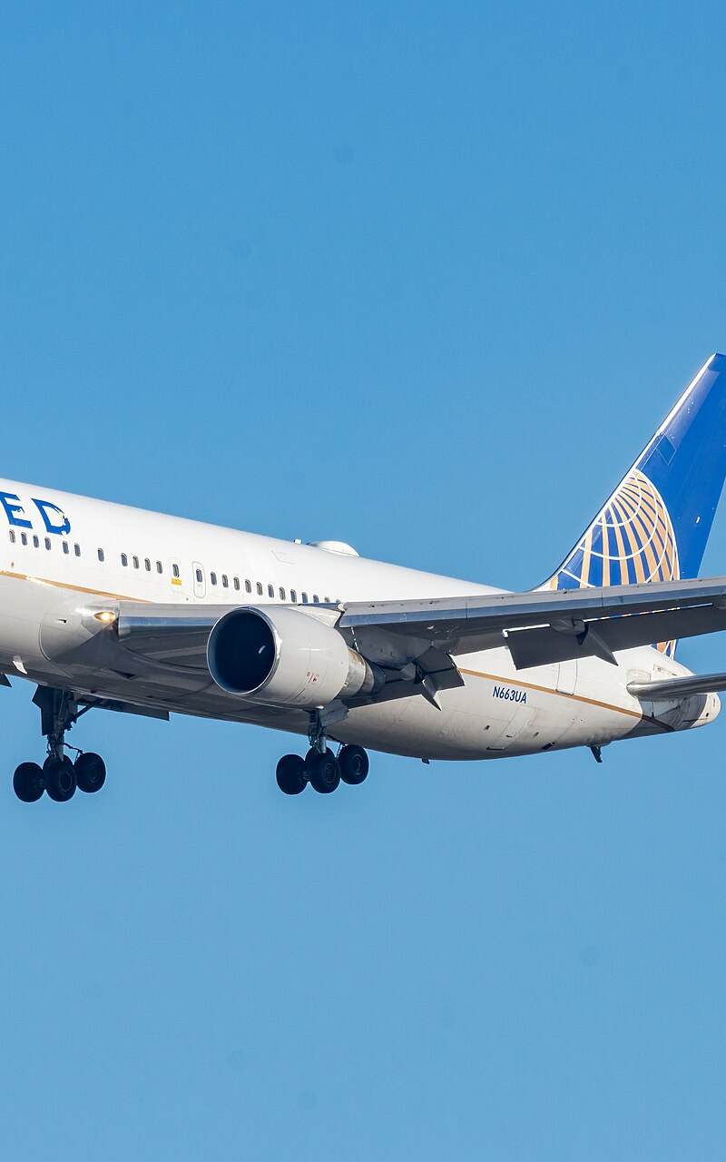 N663UA - Boeing
