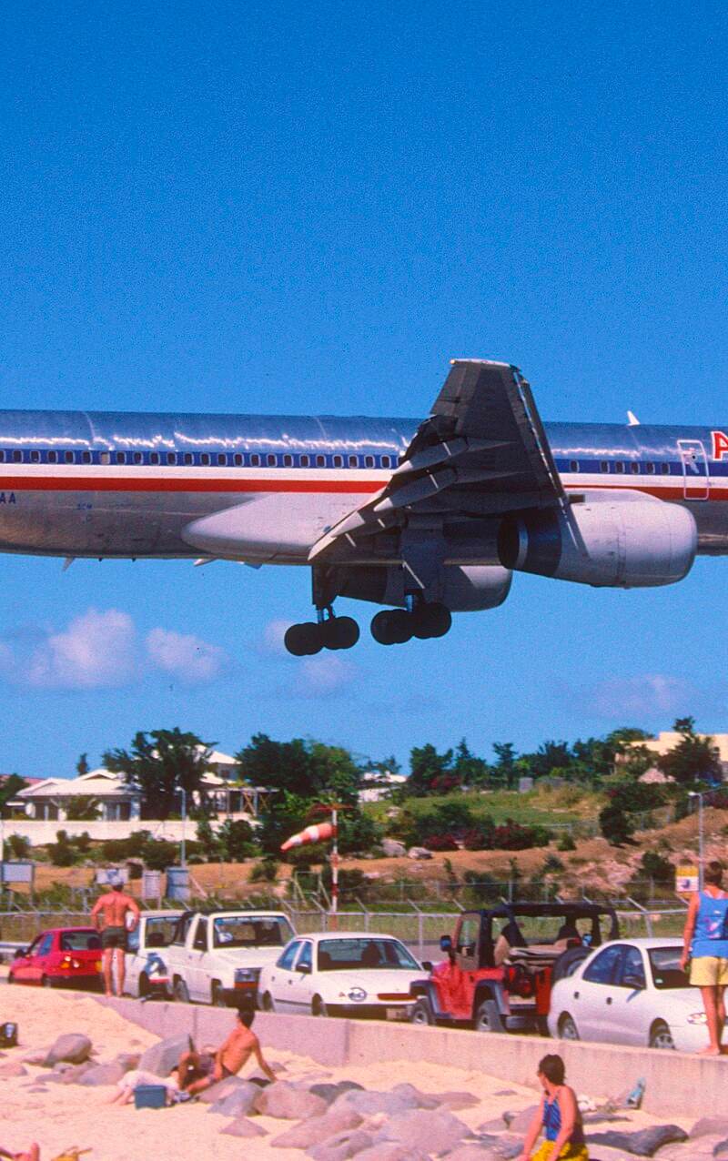 N664AA - Boeing
