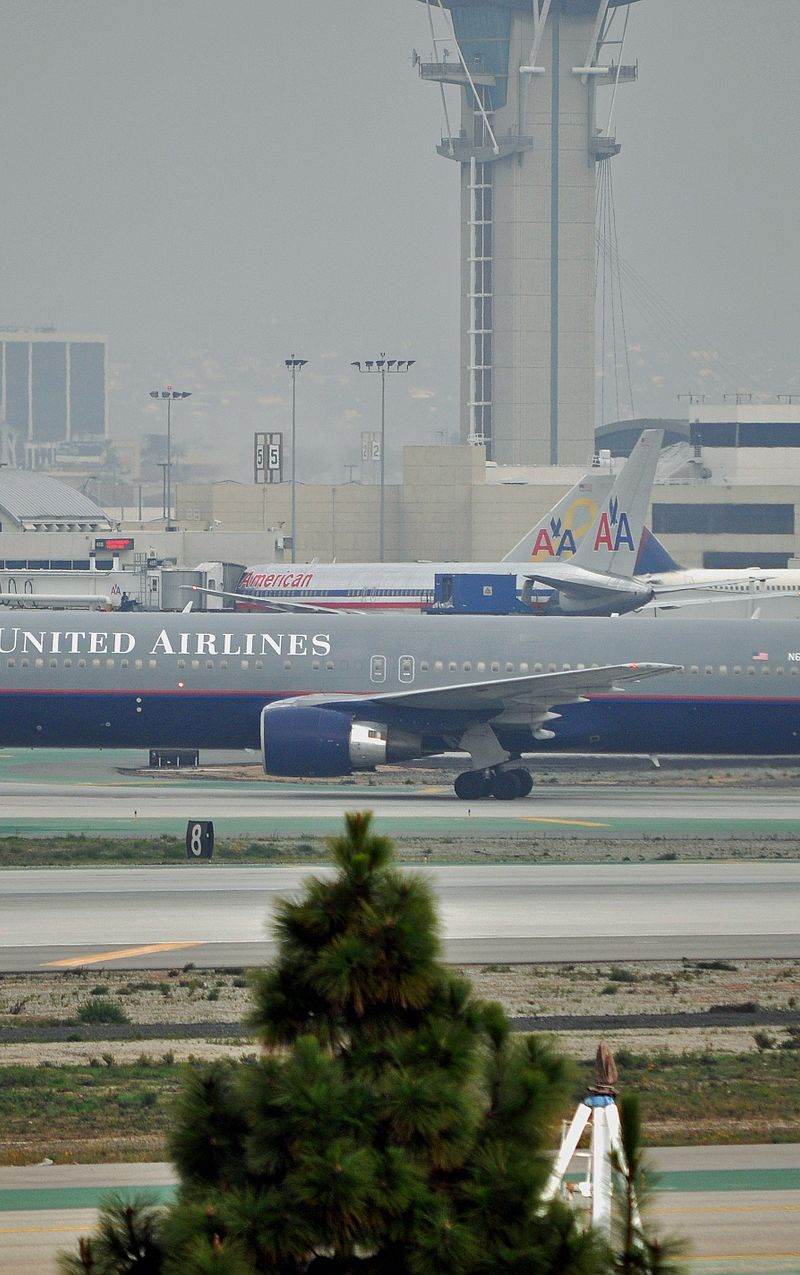N664UA - Boeing