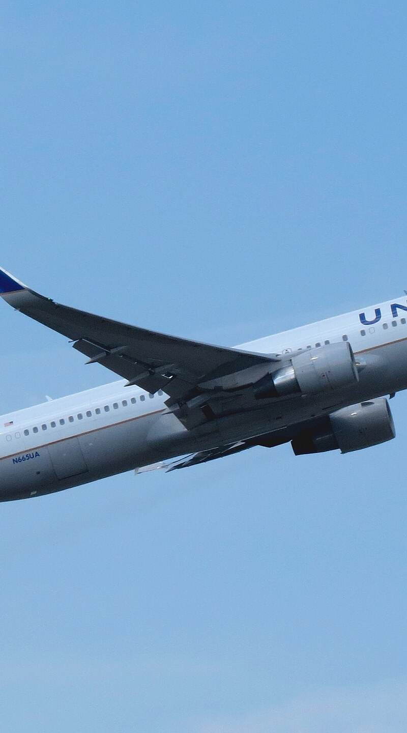 N665UA - Boeing