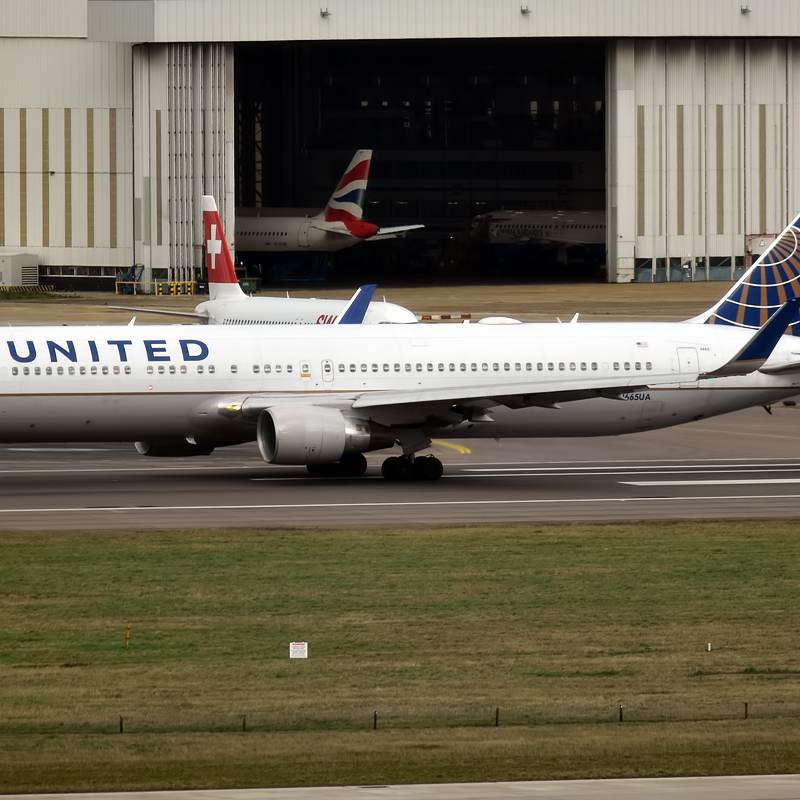 N665UA - Boeing