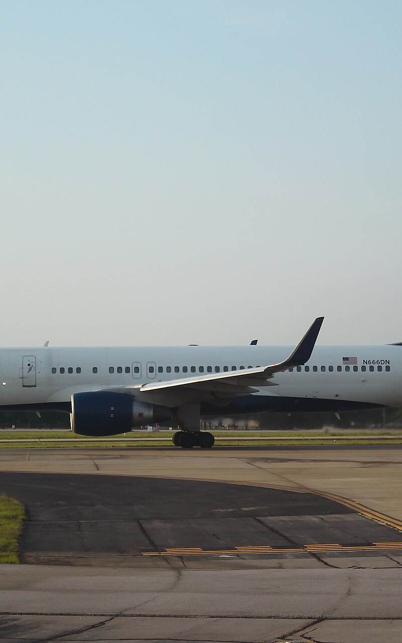 N666DN - Boeing