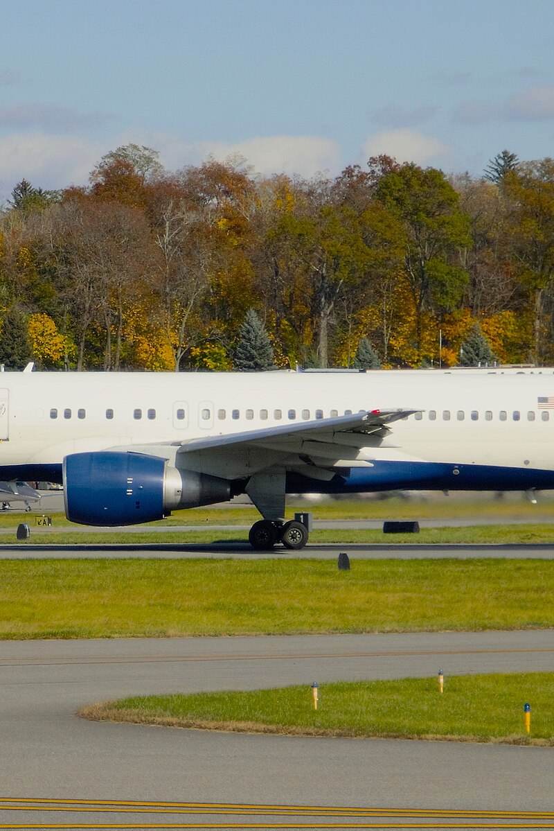 N666DN - Twin-engine aircraft