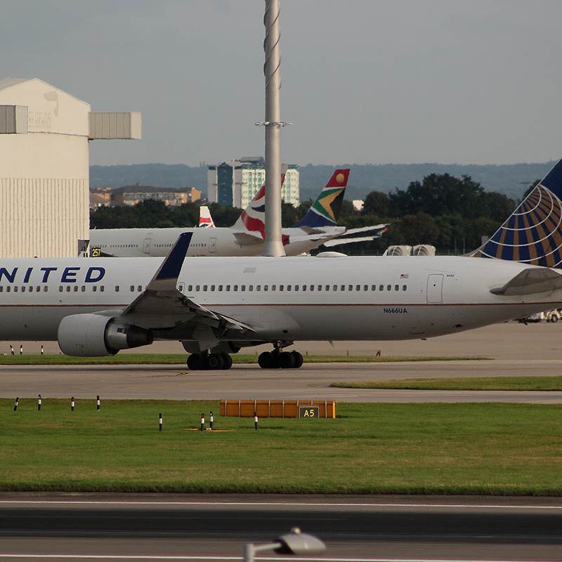 N666UA - Boeing