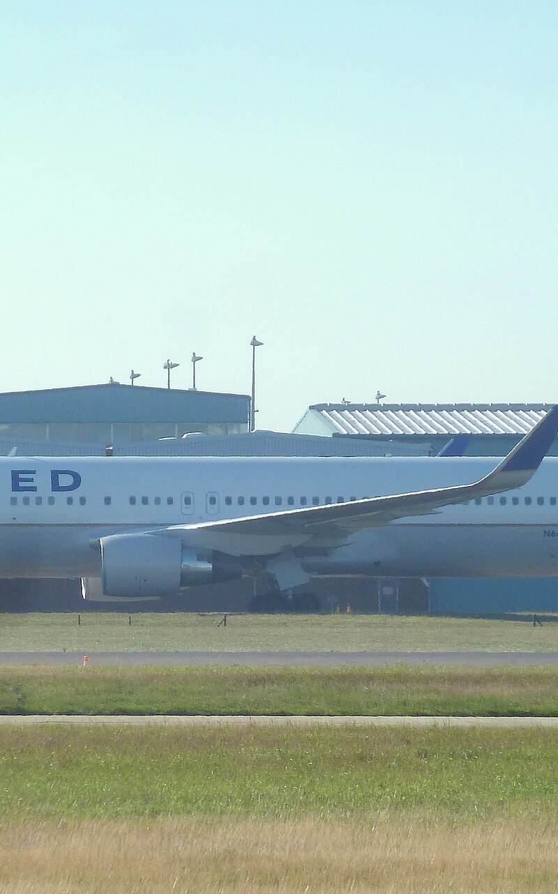 N666UA - Boeing