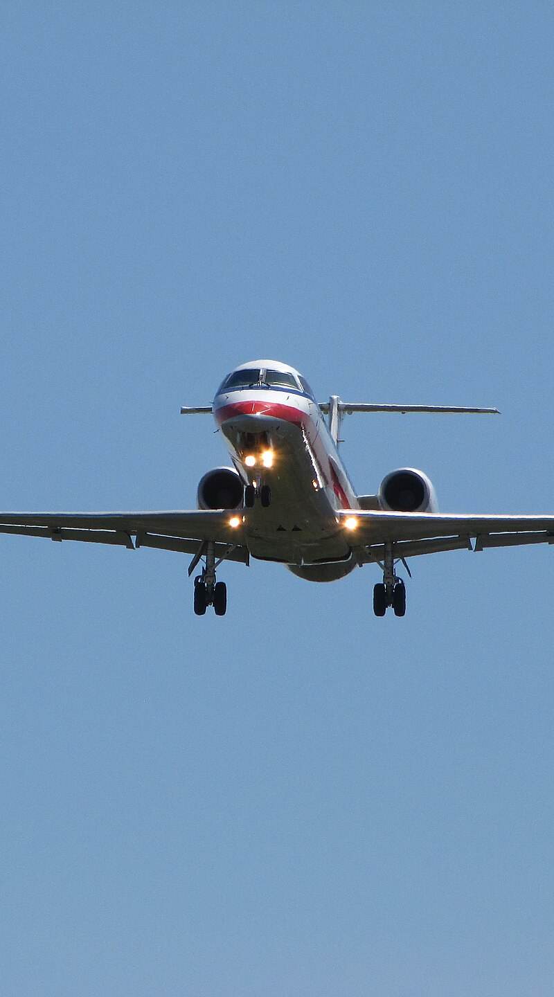 N667GB - Embraer