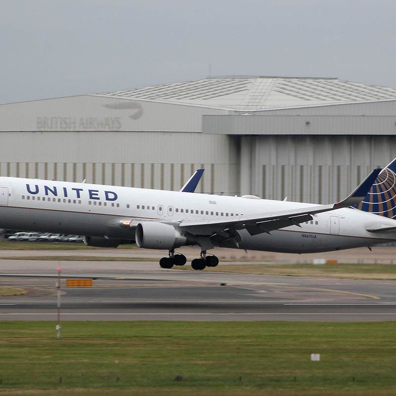 N667UA - Boeing