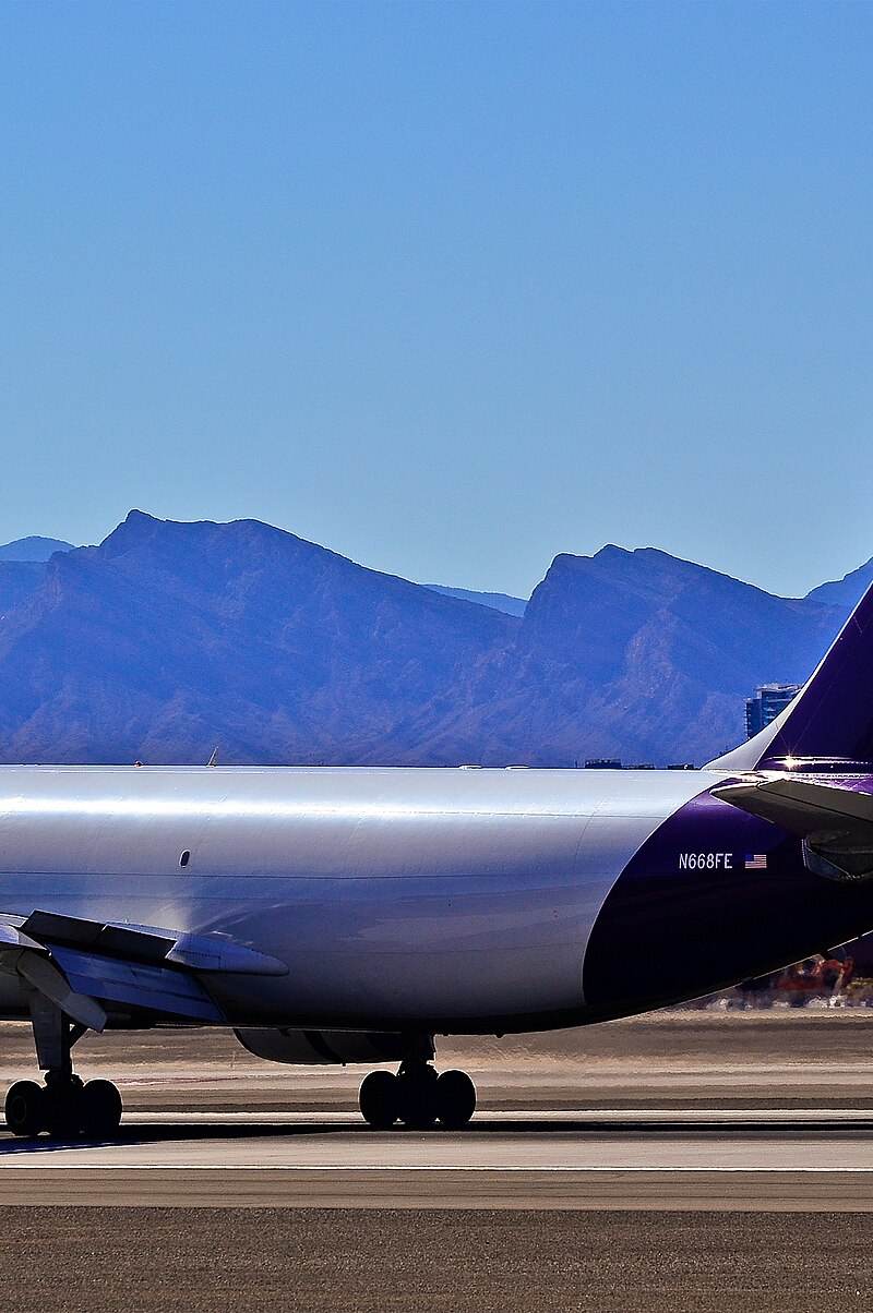 N668FE - Airbus
