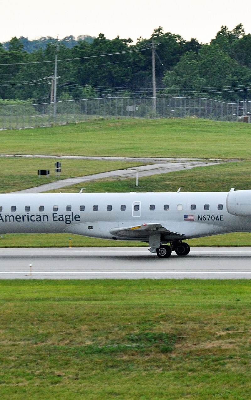 N670AE - Embraer
