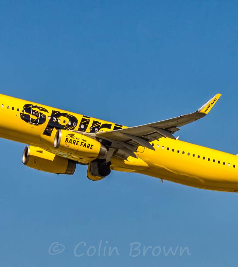 N670NK - Twin-engine aircraft