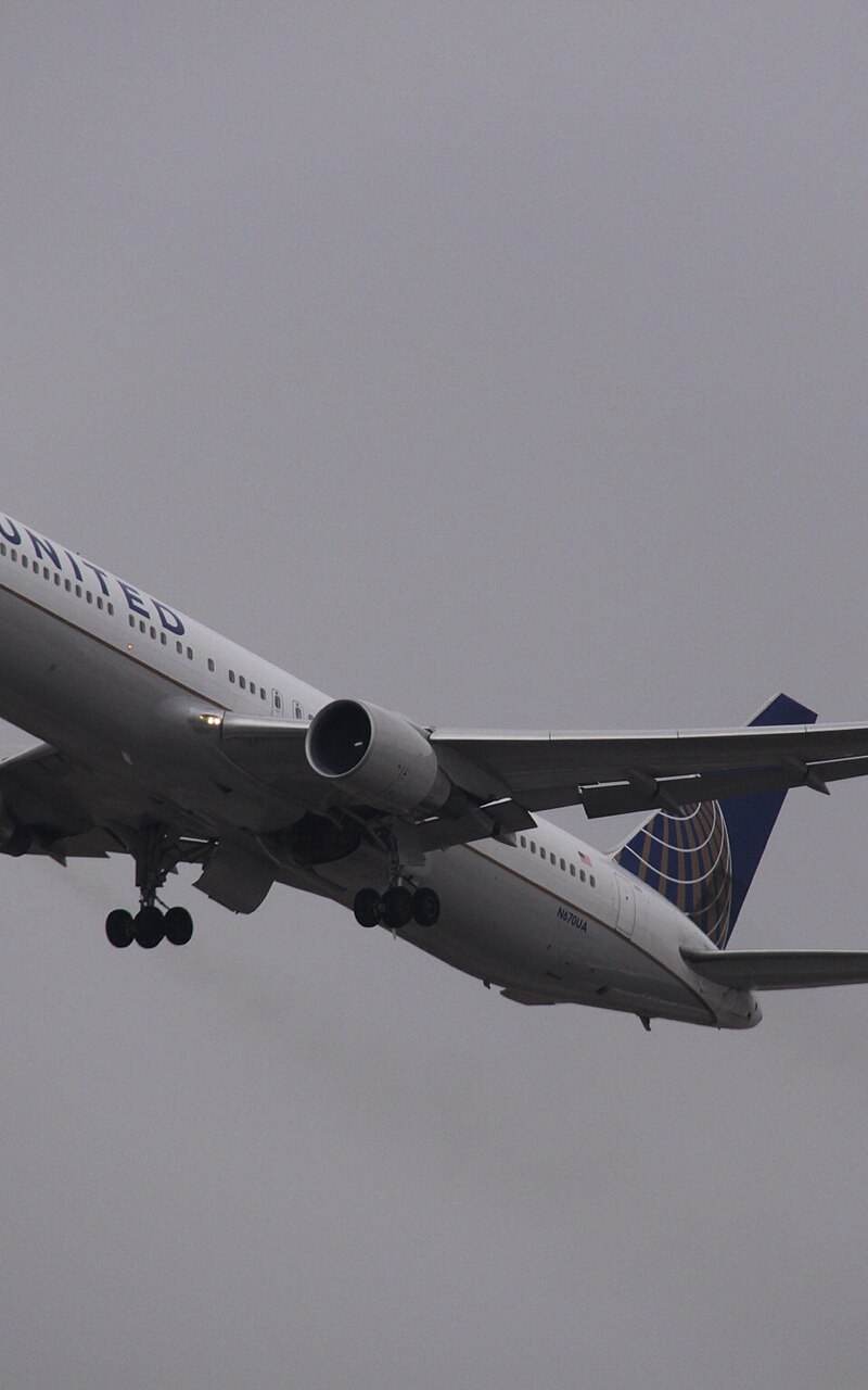 N670UA - Boeing