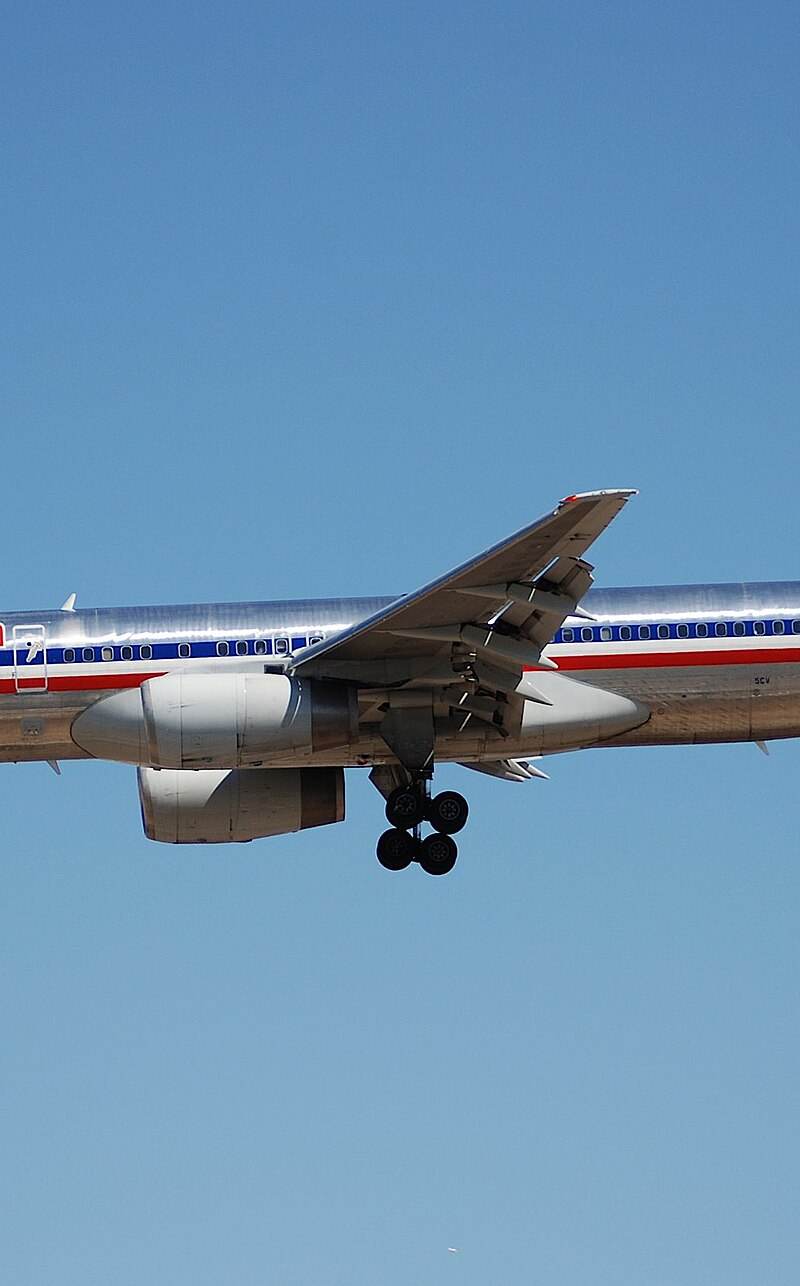 N671AA - Boeing