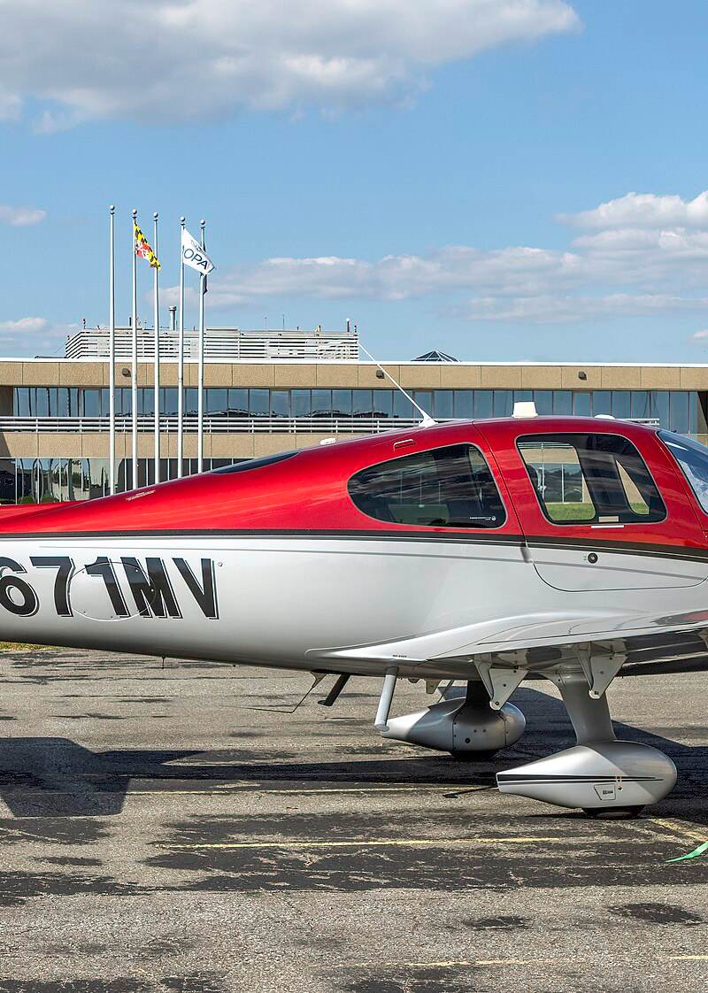 N671MV - Cirrus