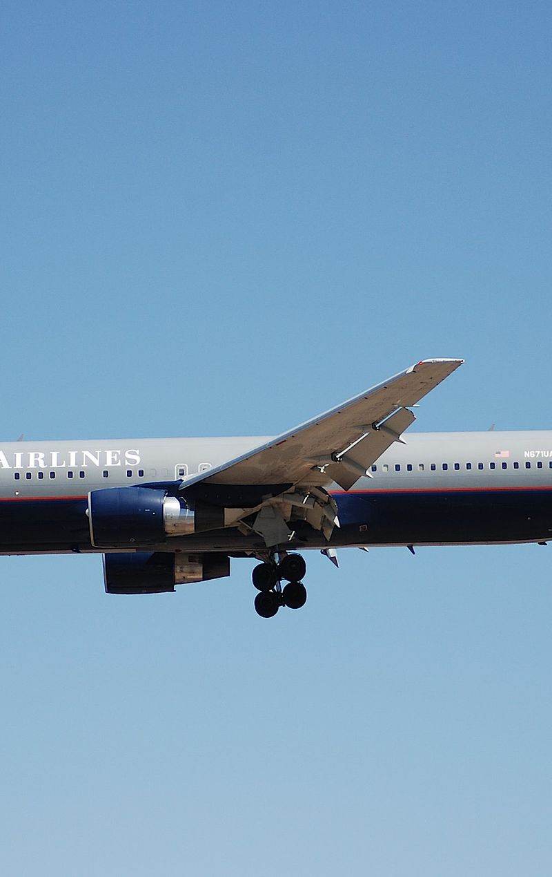 N671UA - Boeing