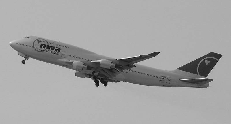 N671US - Boeing