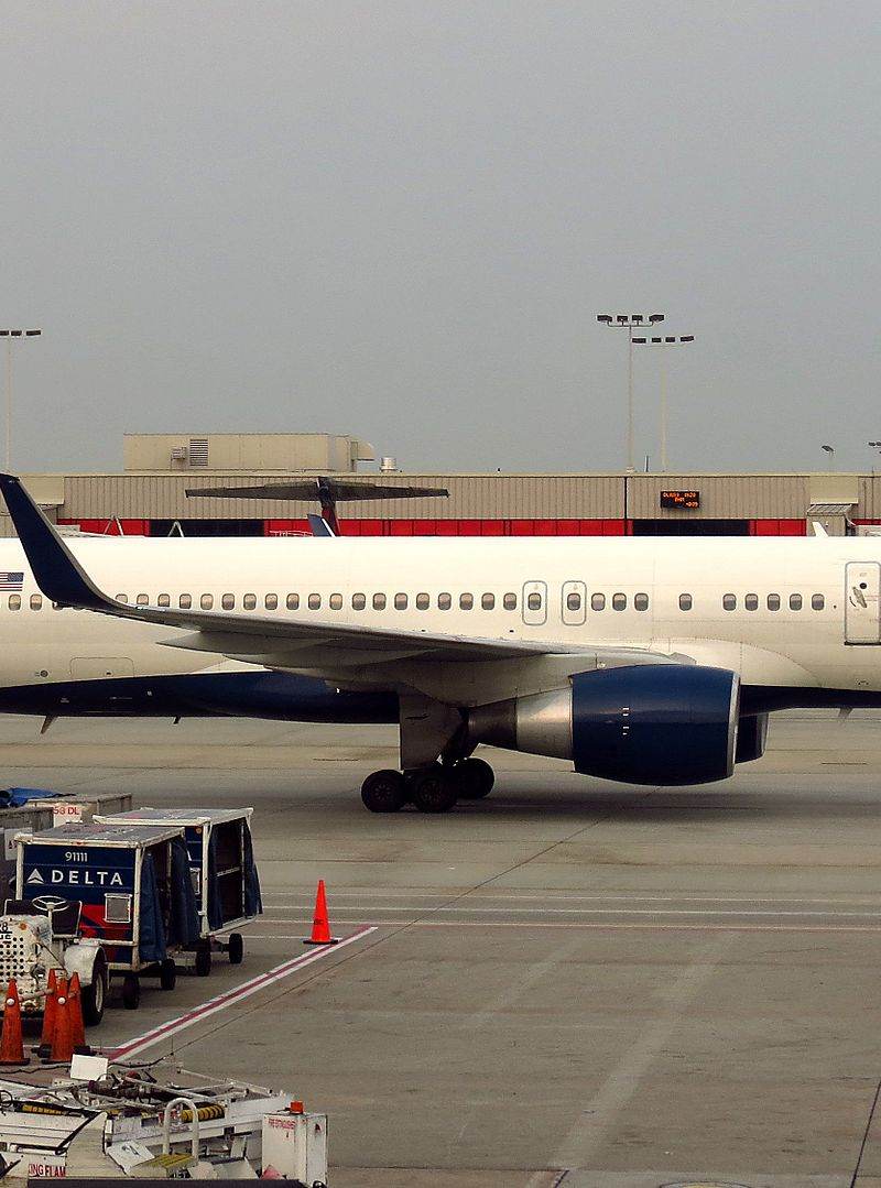 N672DL - Boeing