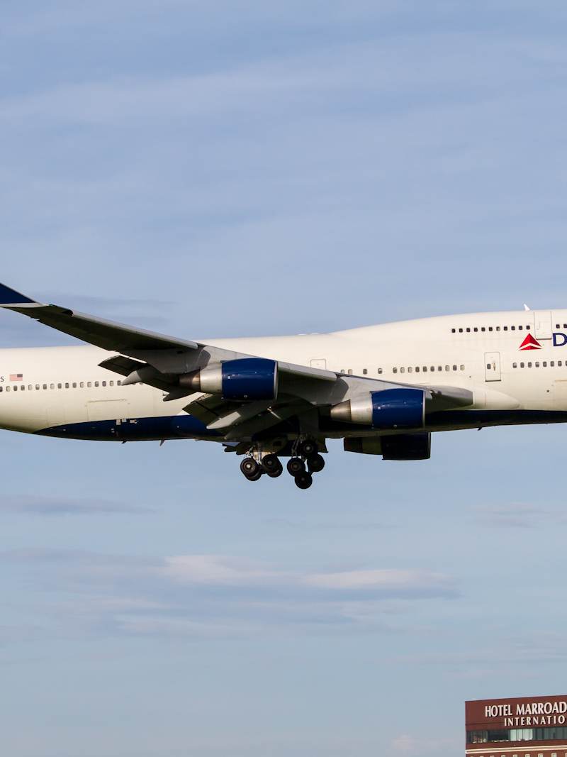 N672US - Boeing