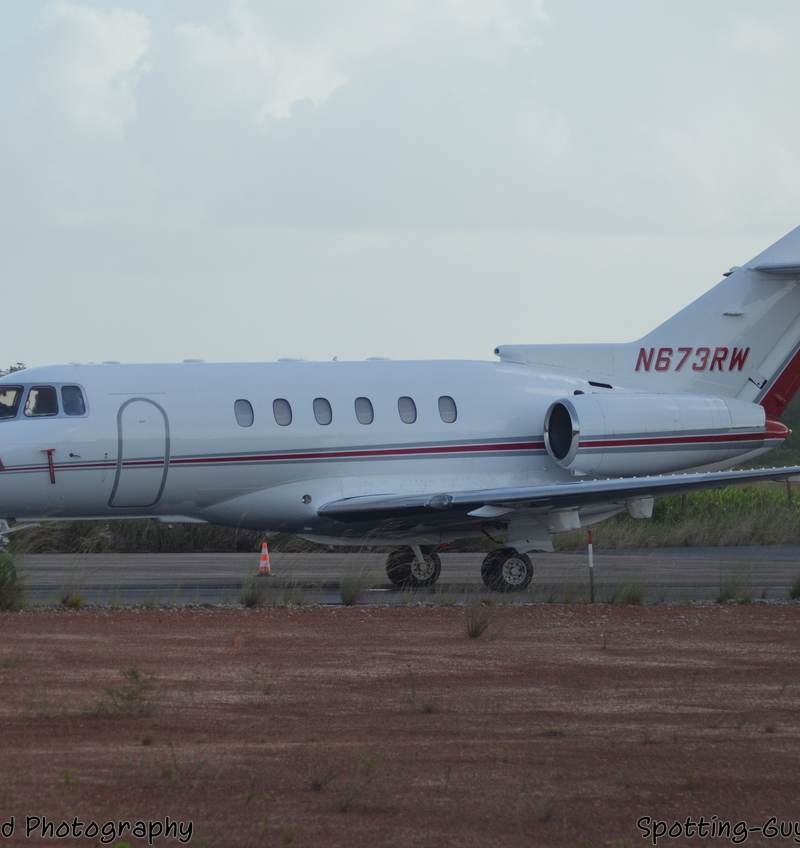 N673RW - Business jet